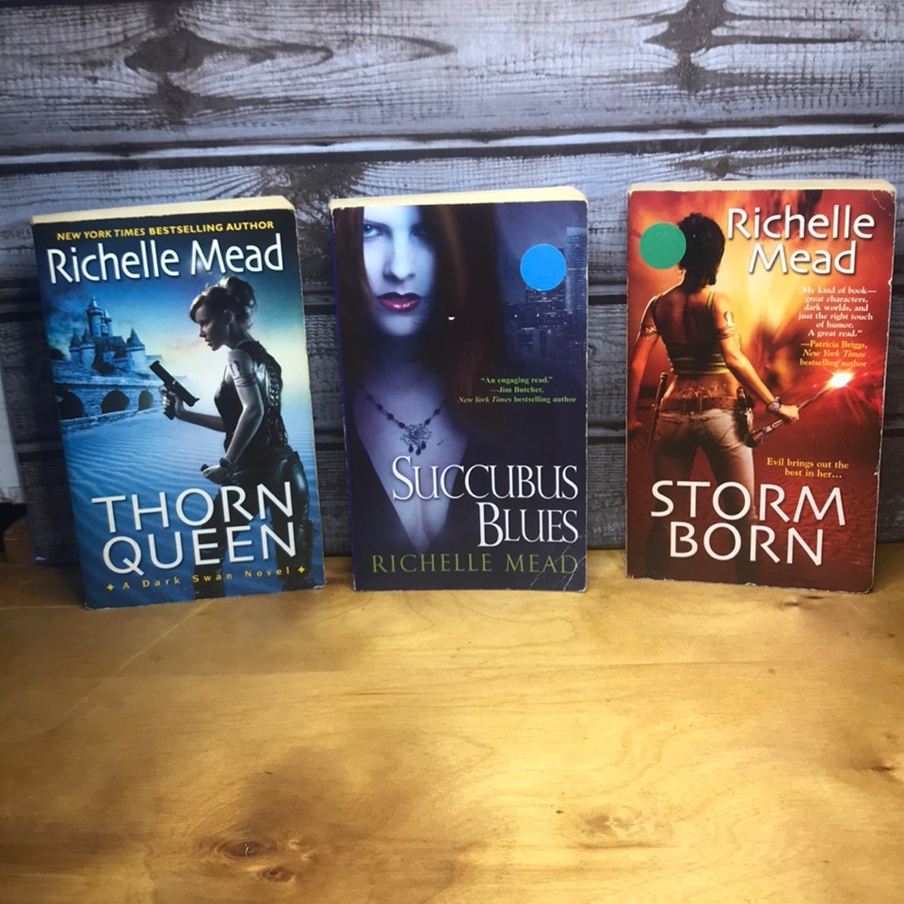Richelle Mead signed books 1st print edition
